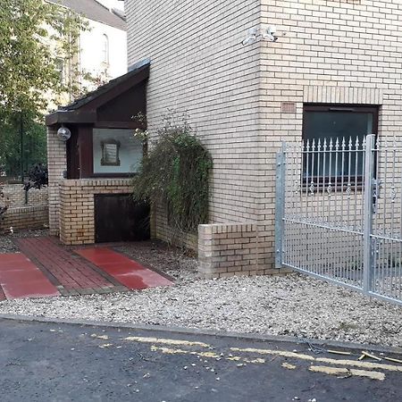 Bright City Centre House - Private Garden & Parking! Villa Glasgow Exteriör bild