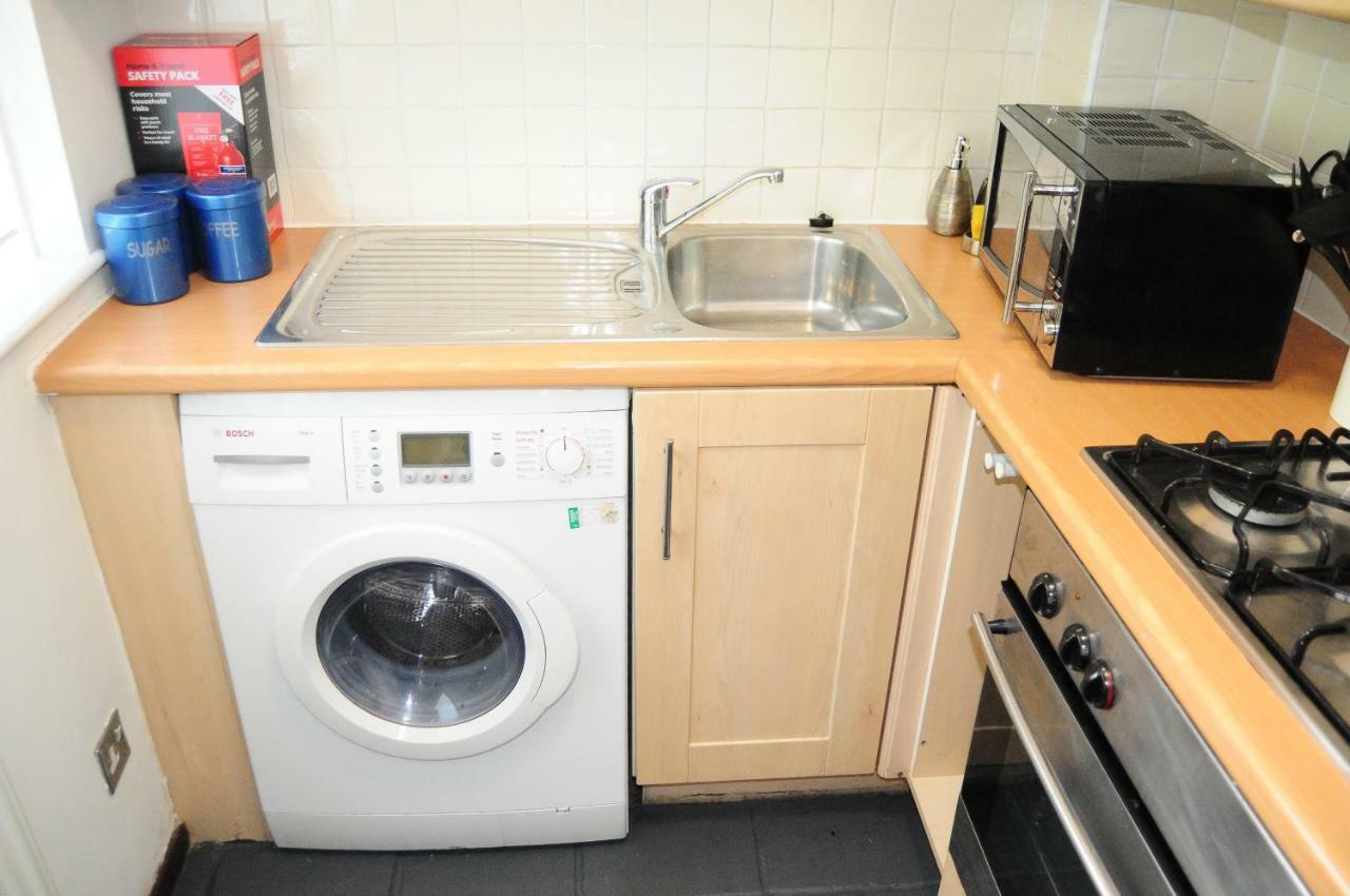 Bright City Centre House - Private Garden & Parking! Villa Glasgow Exteriör bild