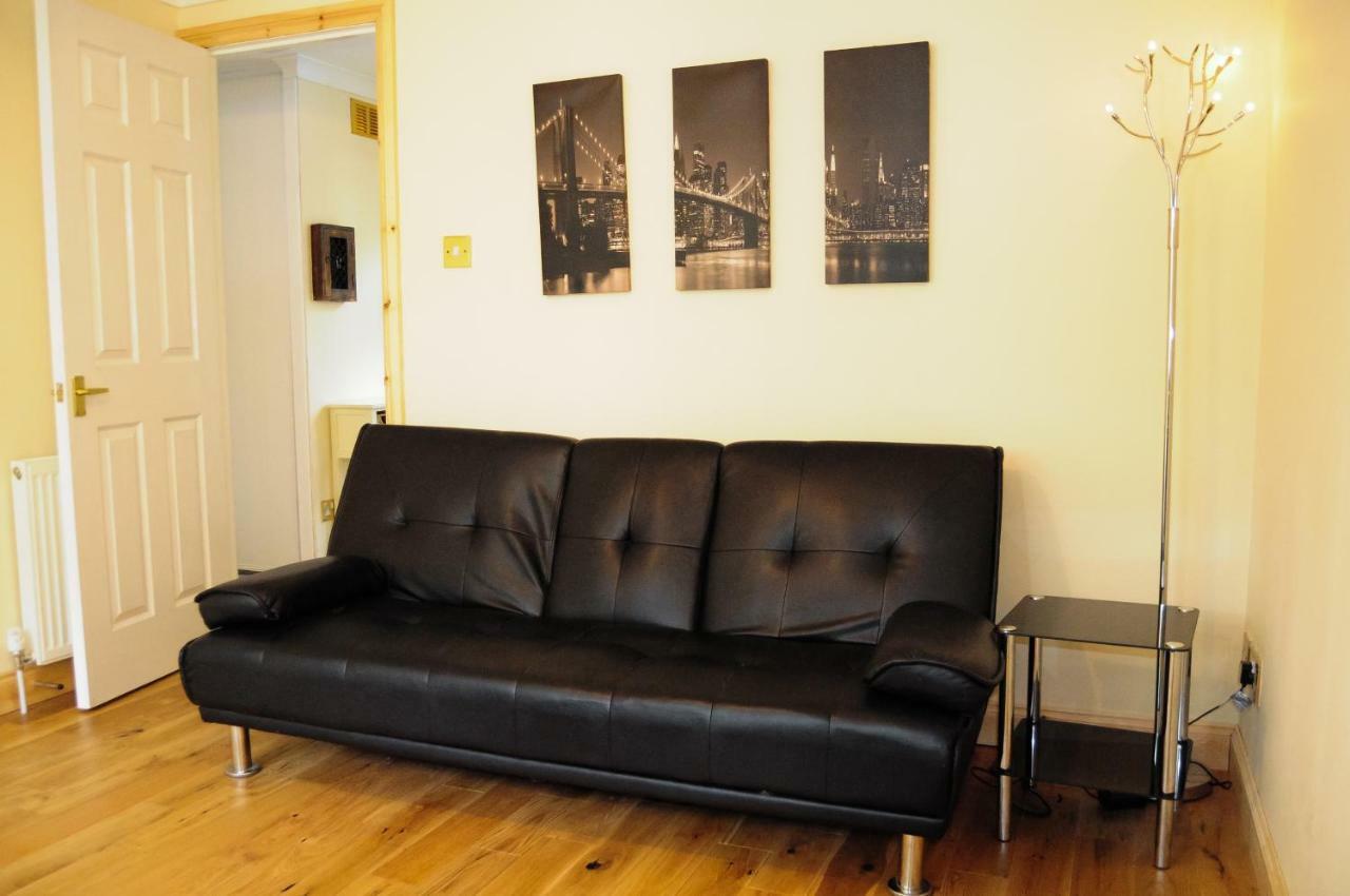 Bright City Centre House - Private Garden & Parking! Villa Glasgow Exteriör bild