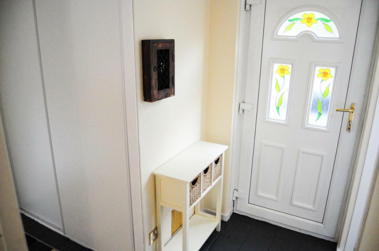 Bright City Centre House - Private Garden & Parking! Villa Glasgow Exteriör bild